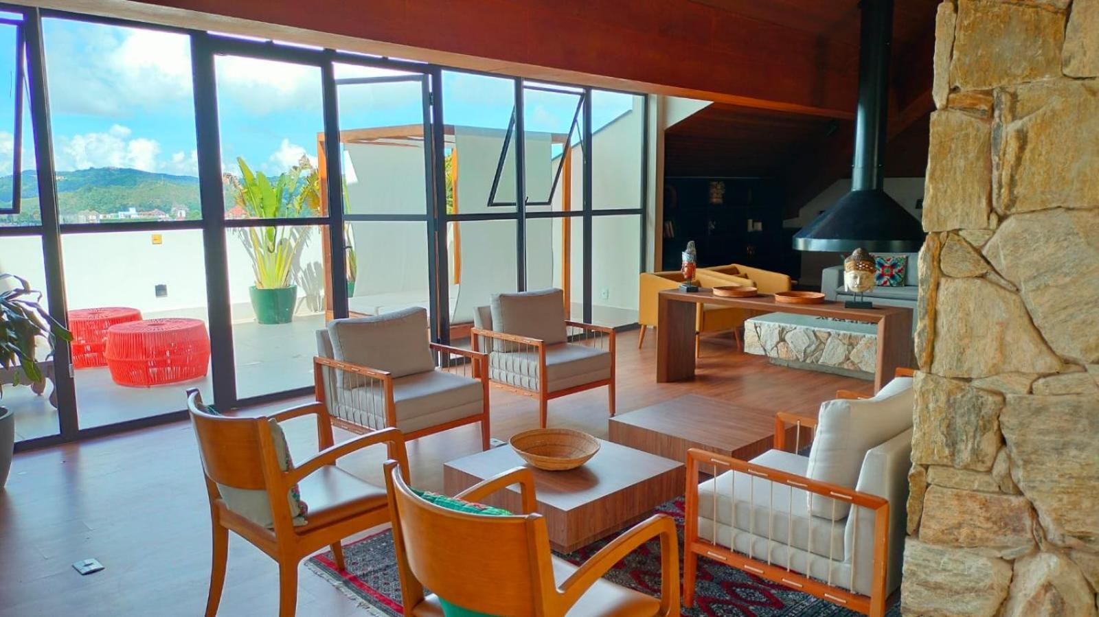 Wanderlust Experience Hotel Best Western Campos do Jordao Bagian luar foto