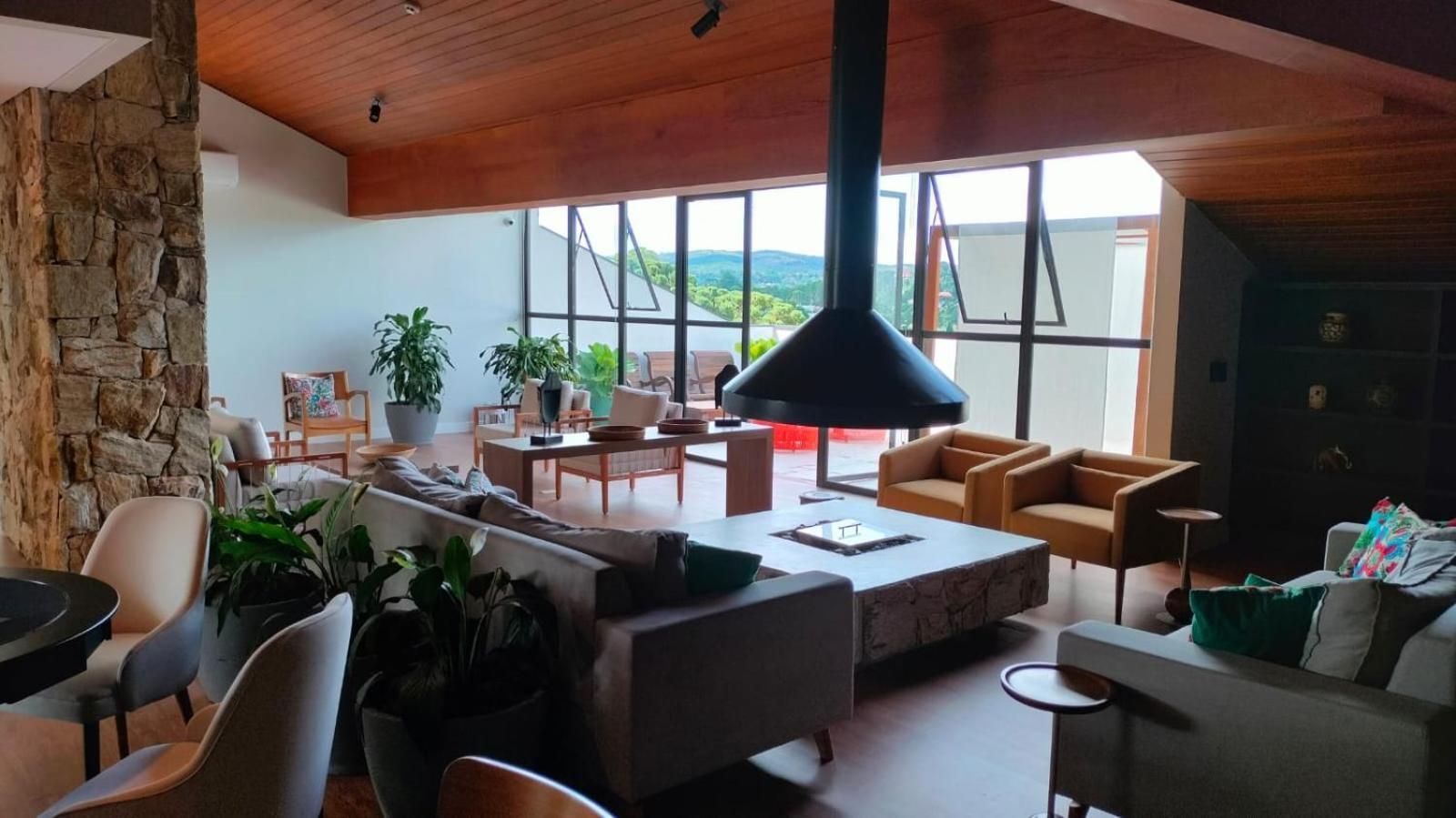 Wanderlust Experience Hotel Best Western Campos do Jordao Bagian luar foto
